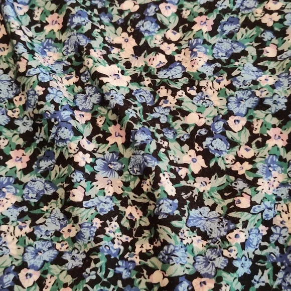 Bundle of 2 Cotton Knit T Shirts Size L Spring Summer Casual Floral Comfy Flowy - Picture 10 of 12